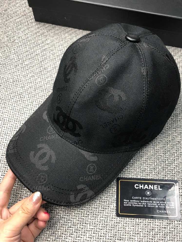 ブランド帽子正面デザイン